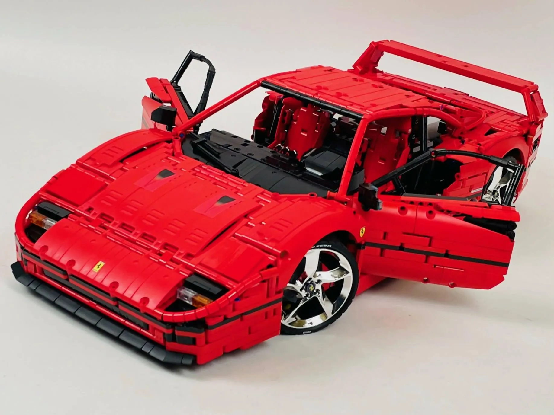 1:8 Ferrari F40