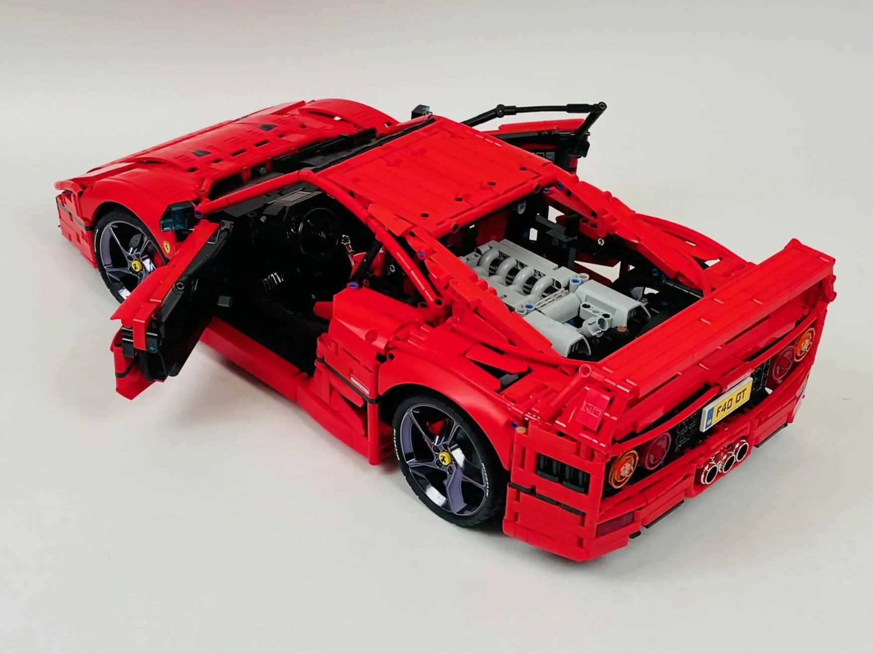 1:8 Ferrari F40