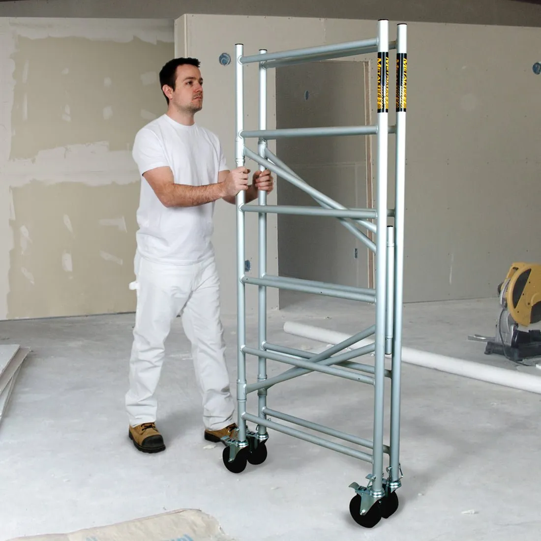 6' High Portable Aluminum Scaffold With 5" Casters And 3 Anti-Slip Platforms