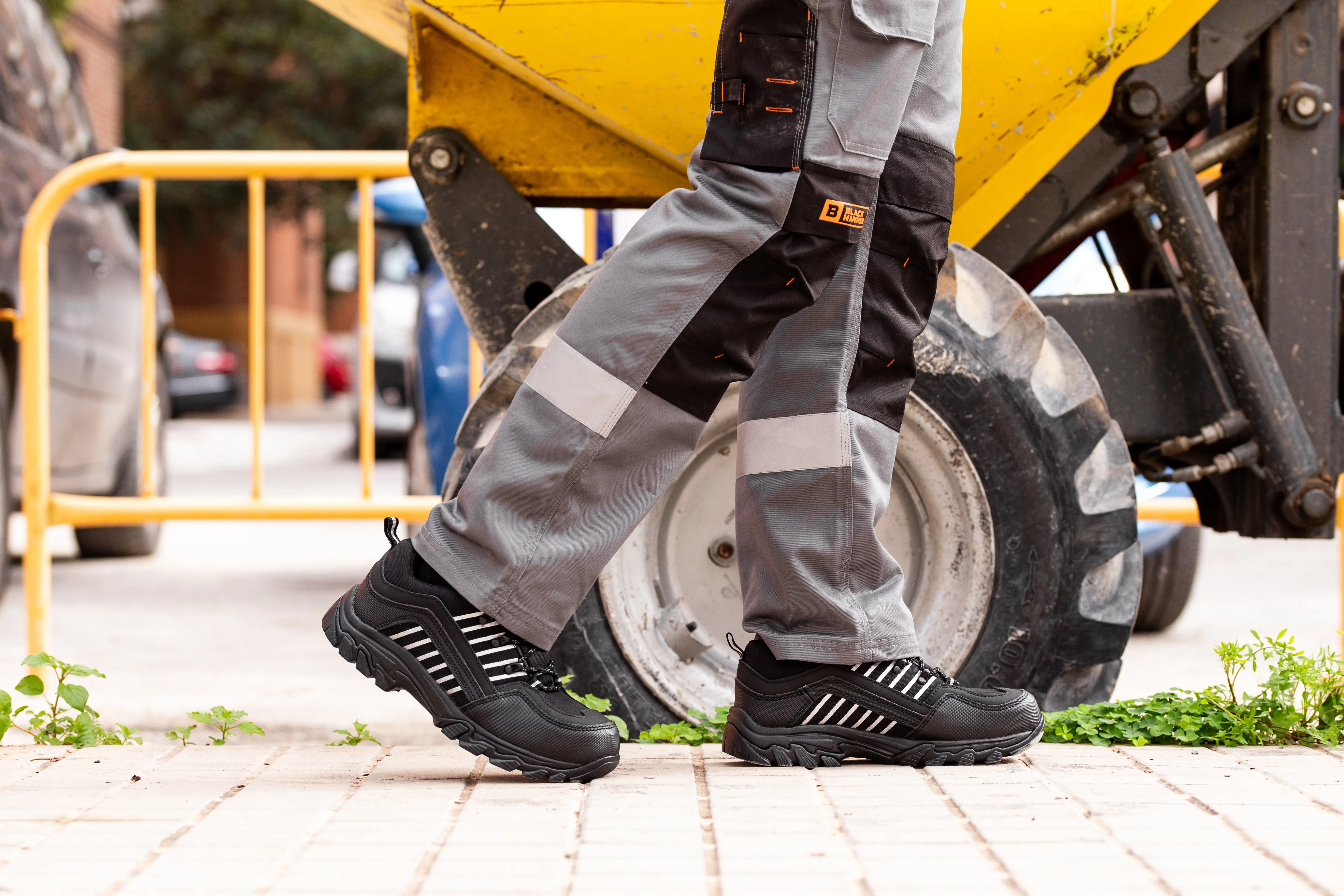 Safety Work Trainers | Waterproof Shoes | Steel Toe Cap | Lightweight Footwear S1P SRC 9900