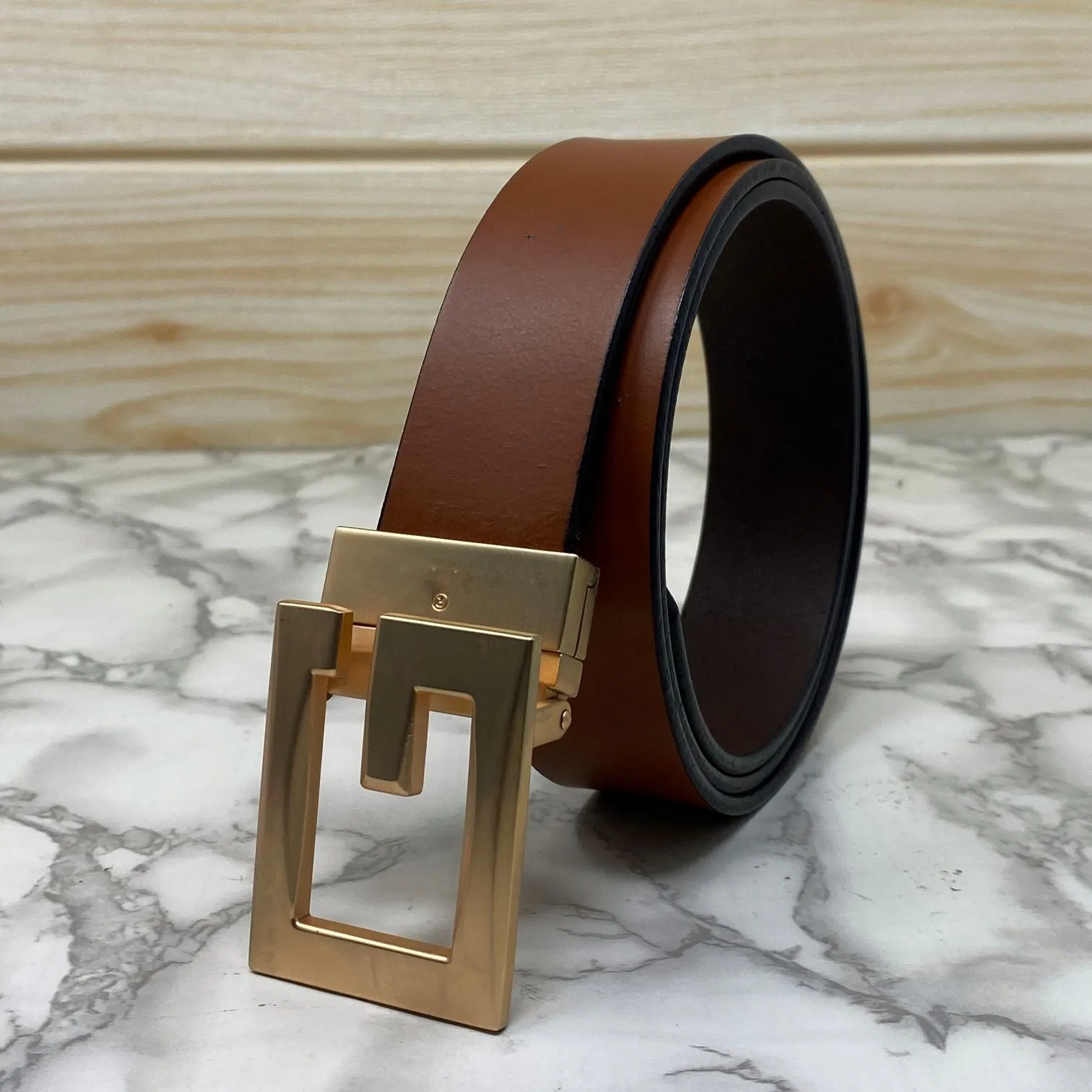 Square G-Section Leather Belt-JonasParamount