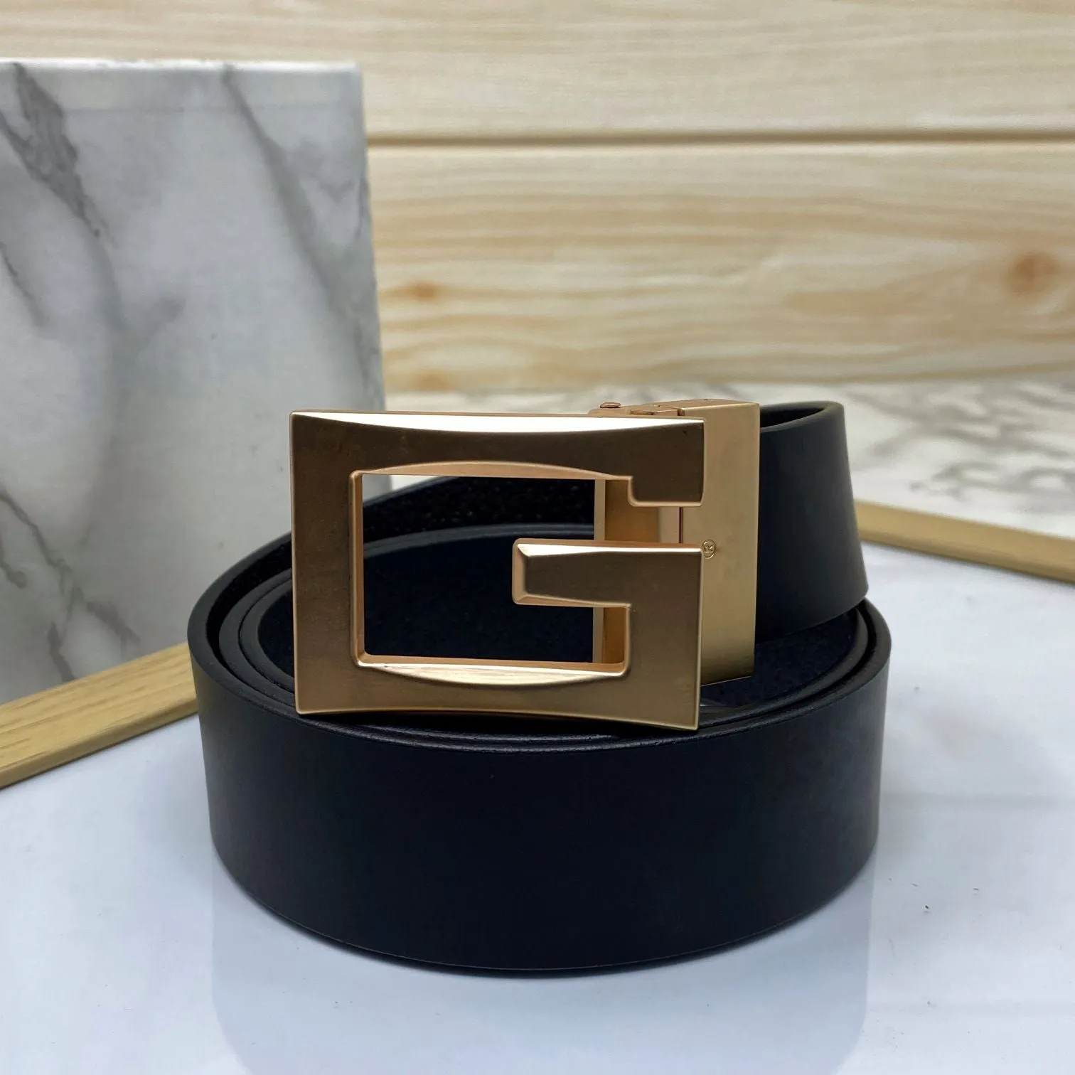 Square G-Section Leather Belt-JonasParamount